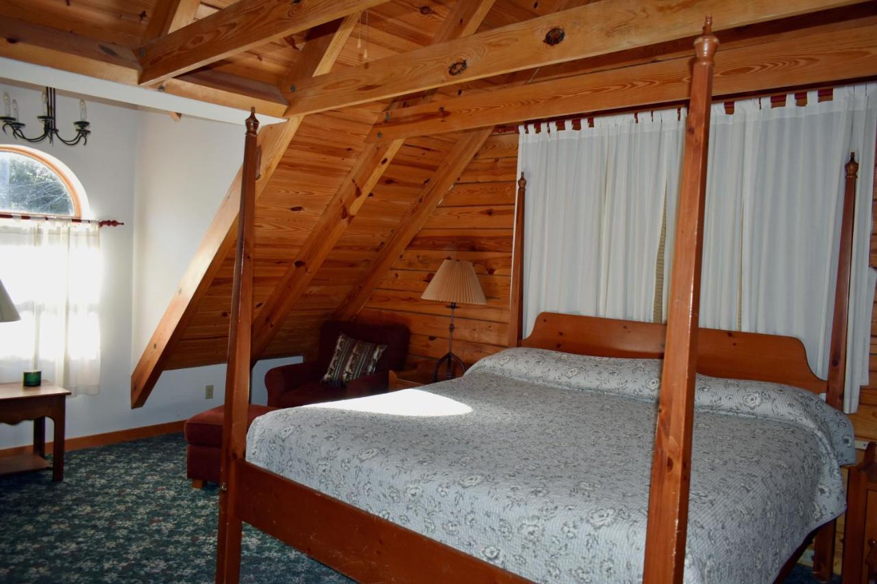 Cabin Fever Villa แกตลิงเบิร์ก ภายนอก รูปภาพ